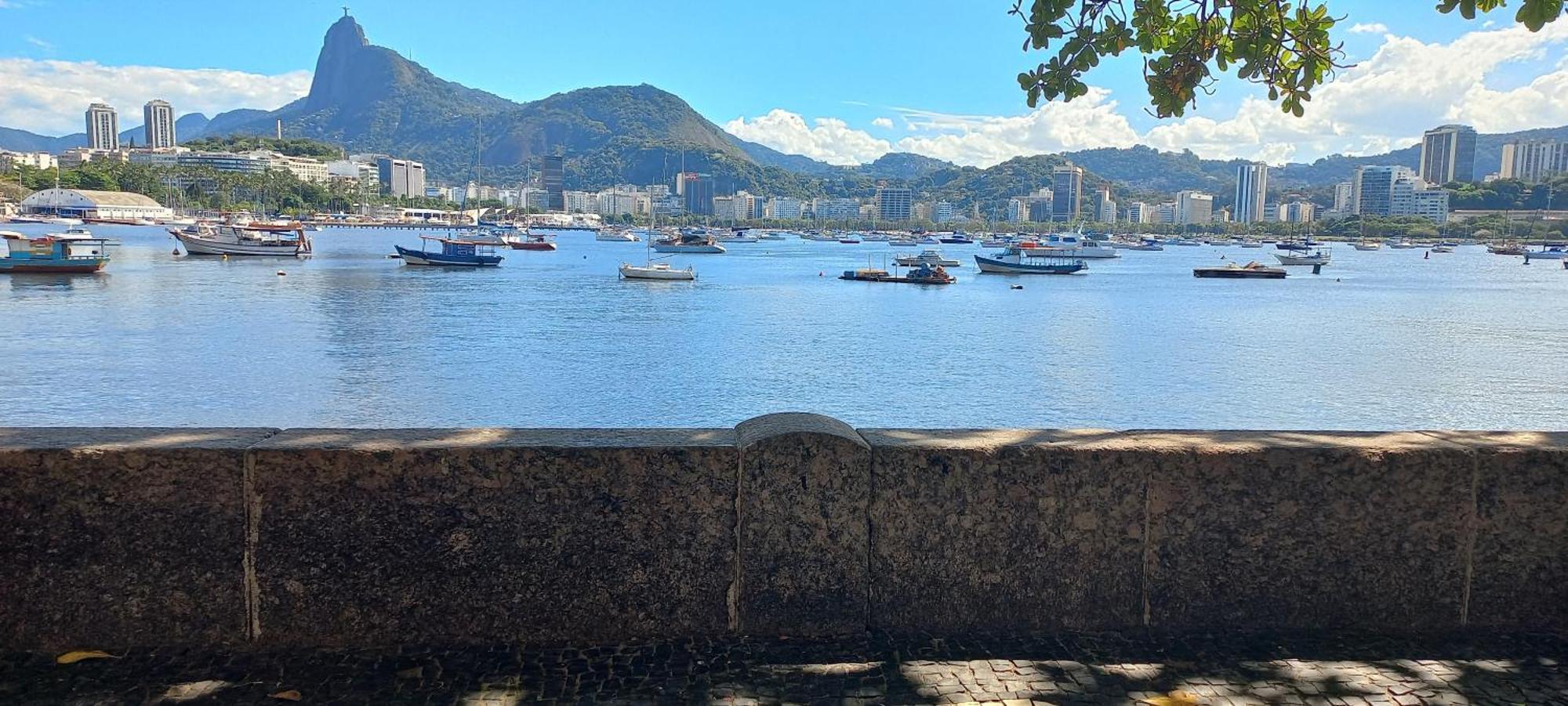 2 Quartos Urca *